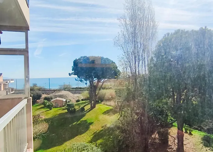 Beau T3 Au Calme Près Gare, Et Centre Antibes