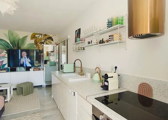 Beau T3 Au Calme Près Gare, Et Centre Antibes