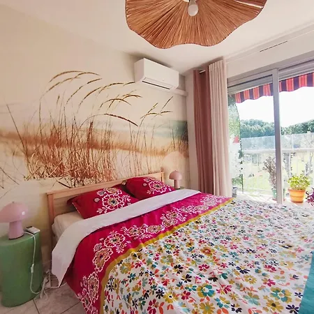 Beau T3 Au Calme Pres Gare, Et Centre Apartamento Antibes