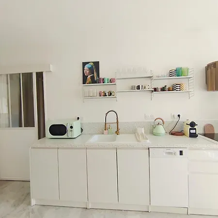 Beau T3 Au Calme Pres Gare, Et Centre Apartment Antibes