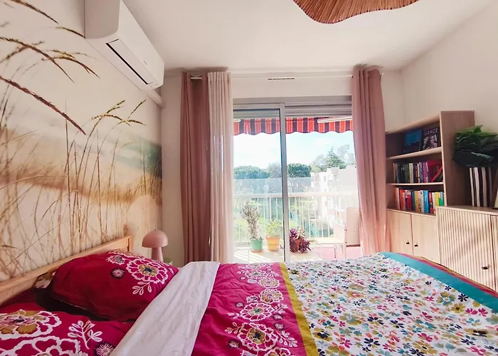 Beau T3 Au Calme Pres Gare, Et Centre 昂蒂布